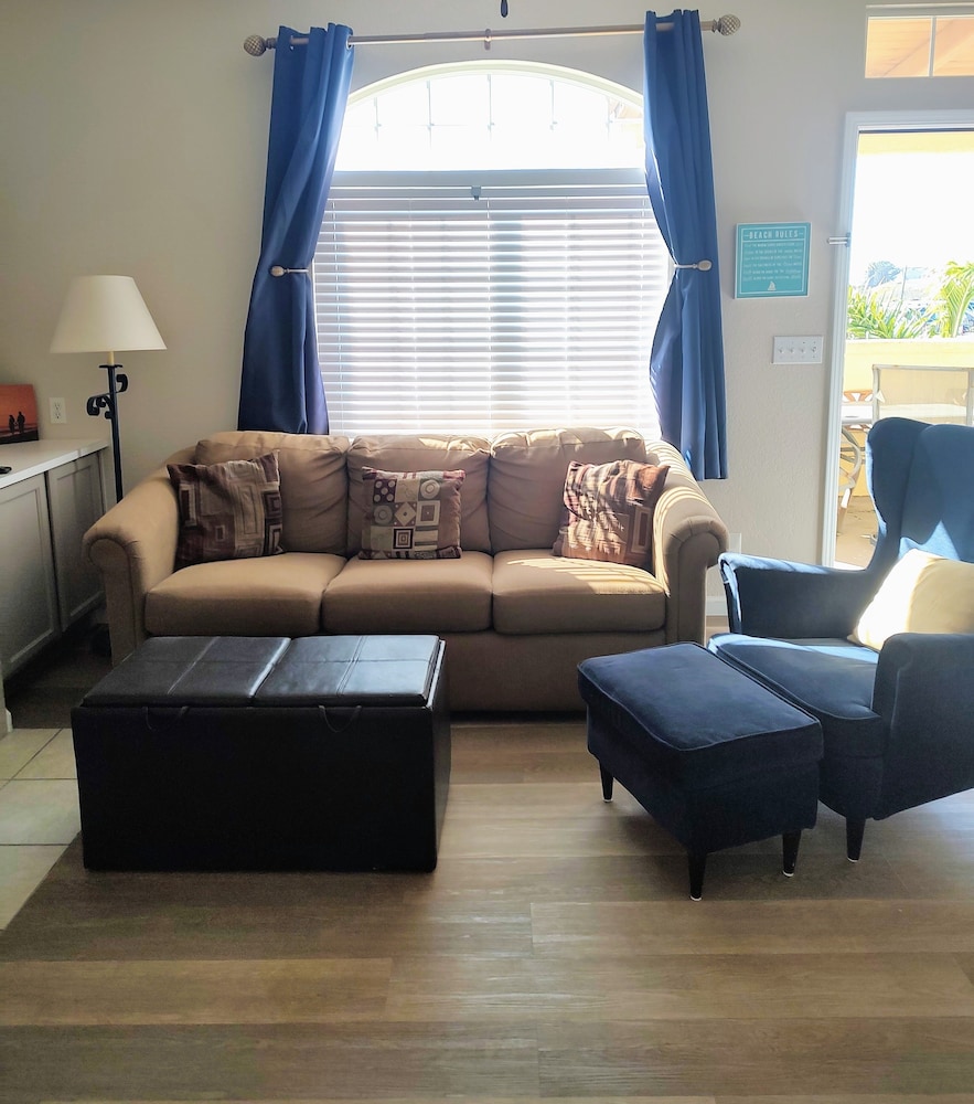 Condo4 610