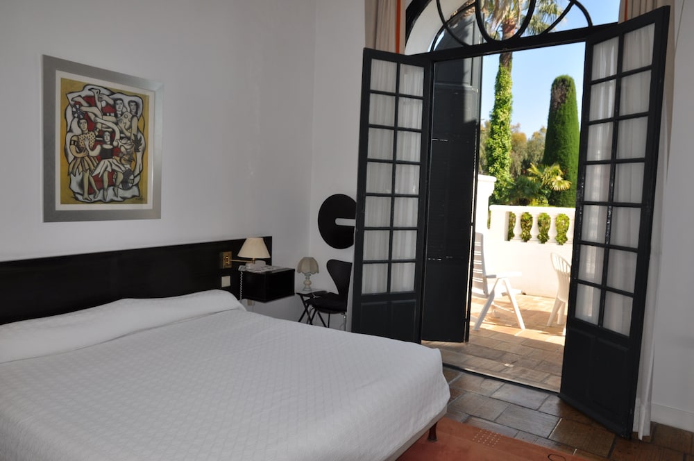Superior Double Room, 1 Queen Bed, Terrace photo 2