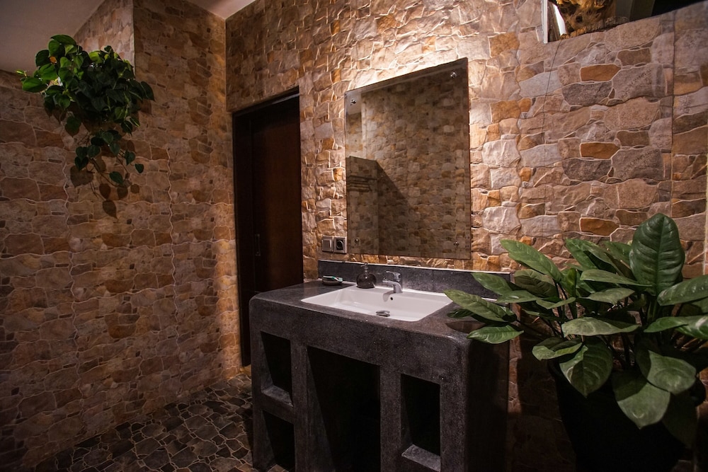 Villa, 2 Bedrooms, Pool View photo 2