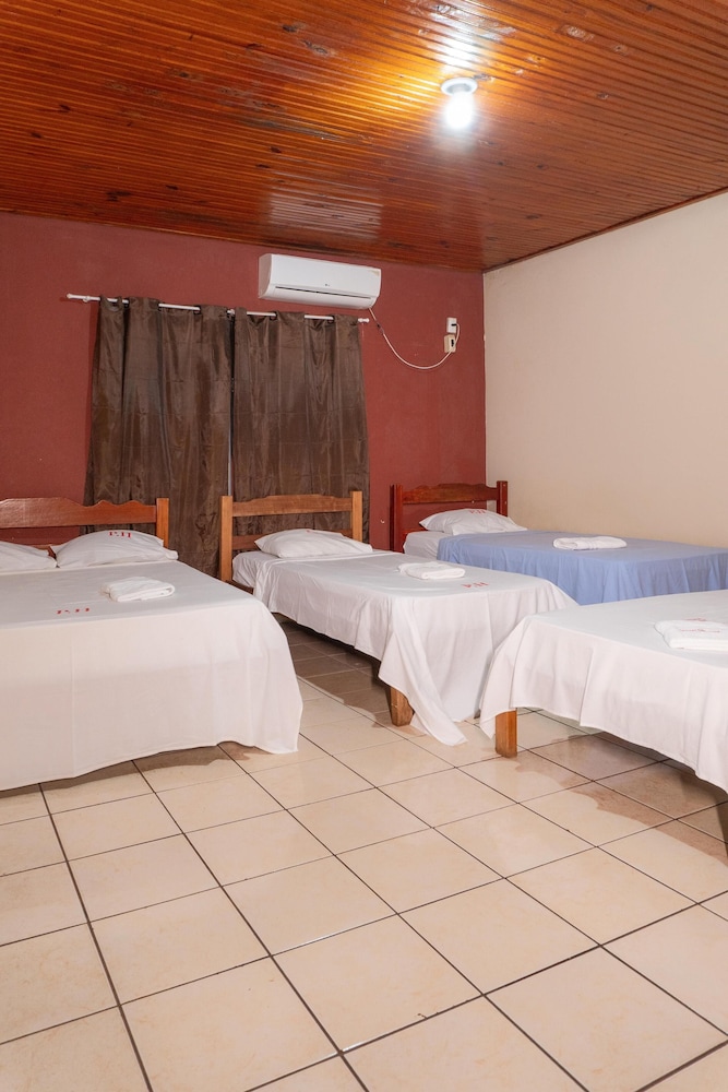 Basic Quadruple Room, Multiple Beds, Non Smoking photo 1