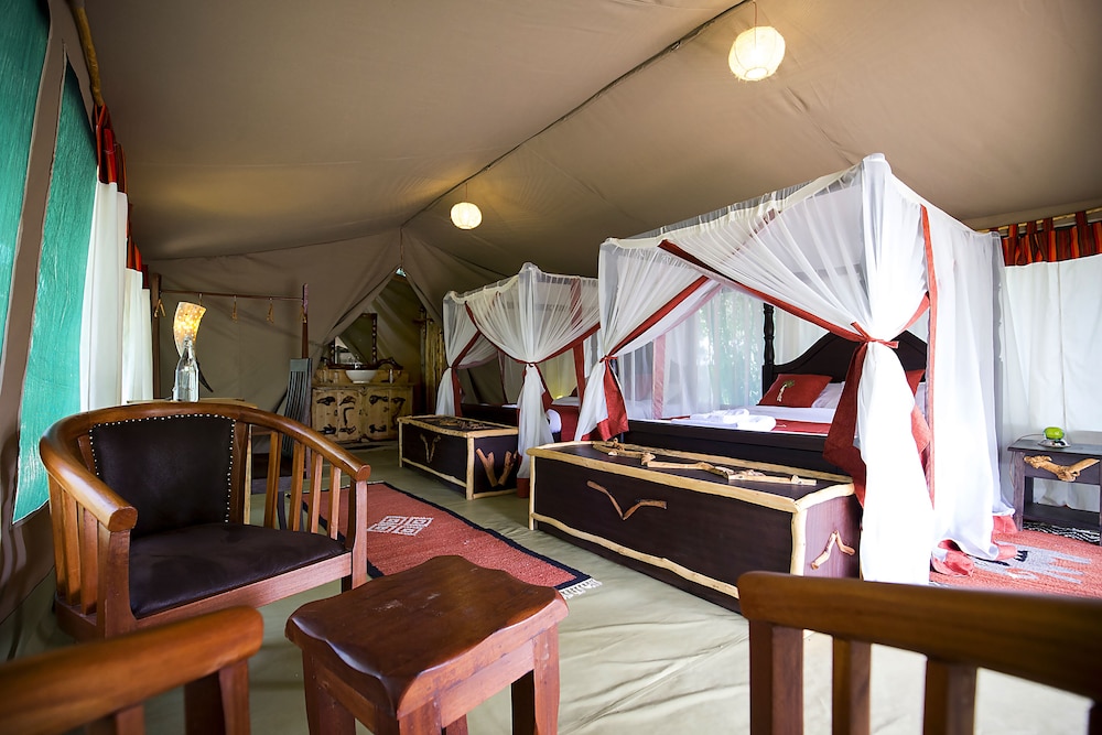 Tent, Park View photo 2