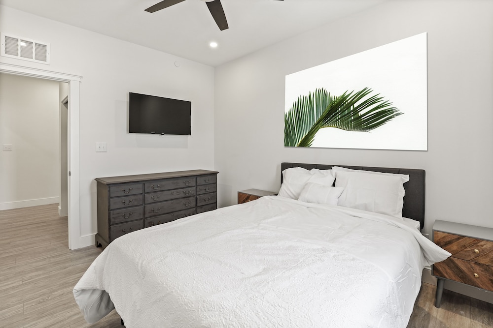 Standard Condo, Multiple Beds, Non Smoking (Standard Condo) photo 1