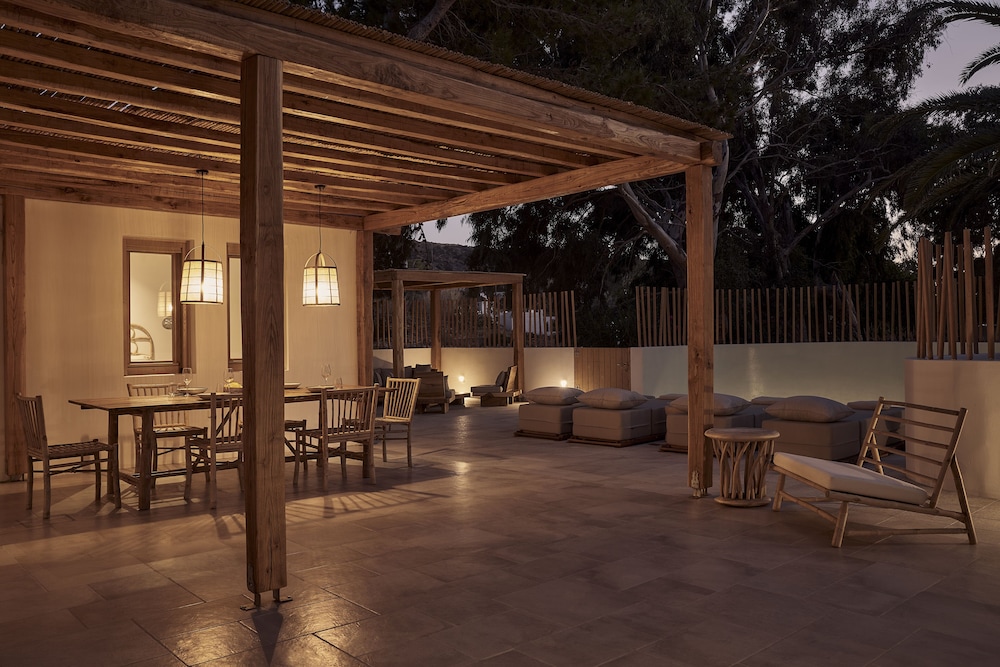 Luxury Villa - Photo 12