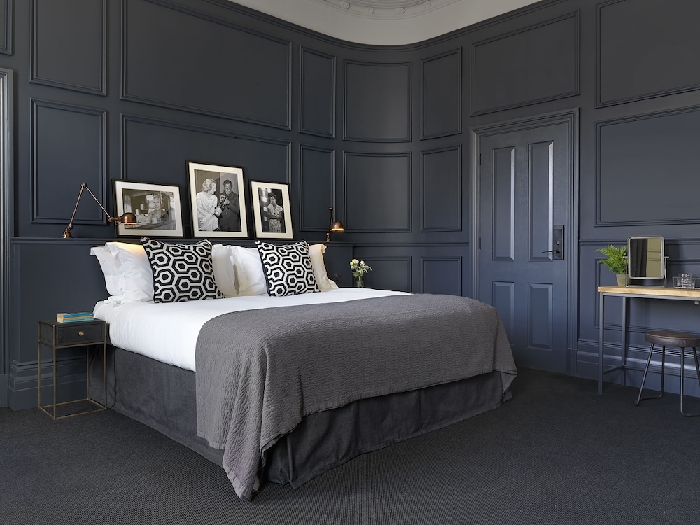 Superior King Room photo 3
