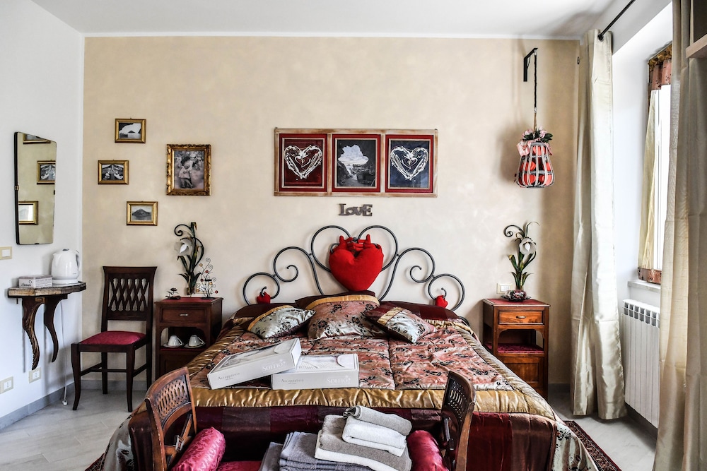 Double Room (Stanza Riviera dell'Amore) photo 1