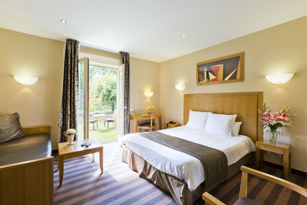Standard Double Room, Courtyard Area photo 3