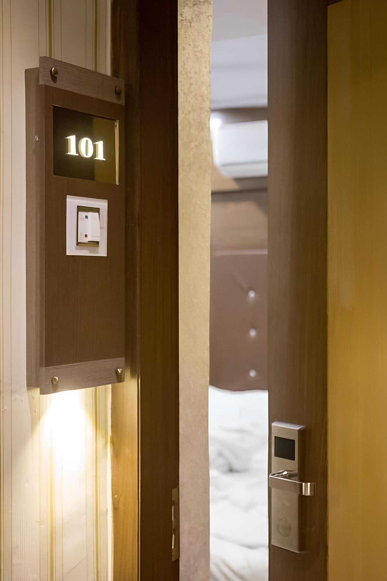 Executive Room photo 1
