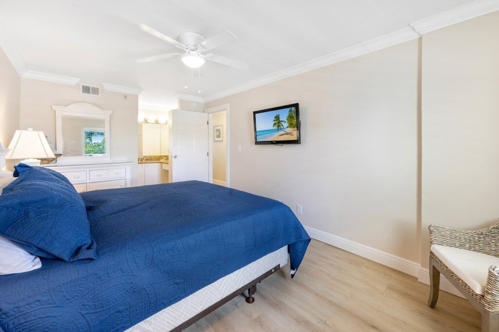 Condo, 1 Bedroom photo 1