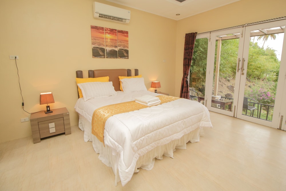 Luxury Villa, Multiple Beds, Non Smoking, Beach View