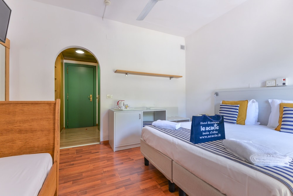 Basic Double Room - Photo 12