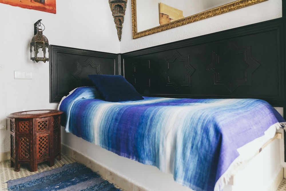Classic Single Room