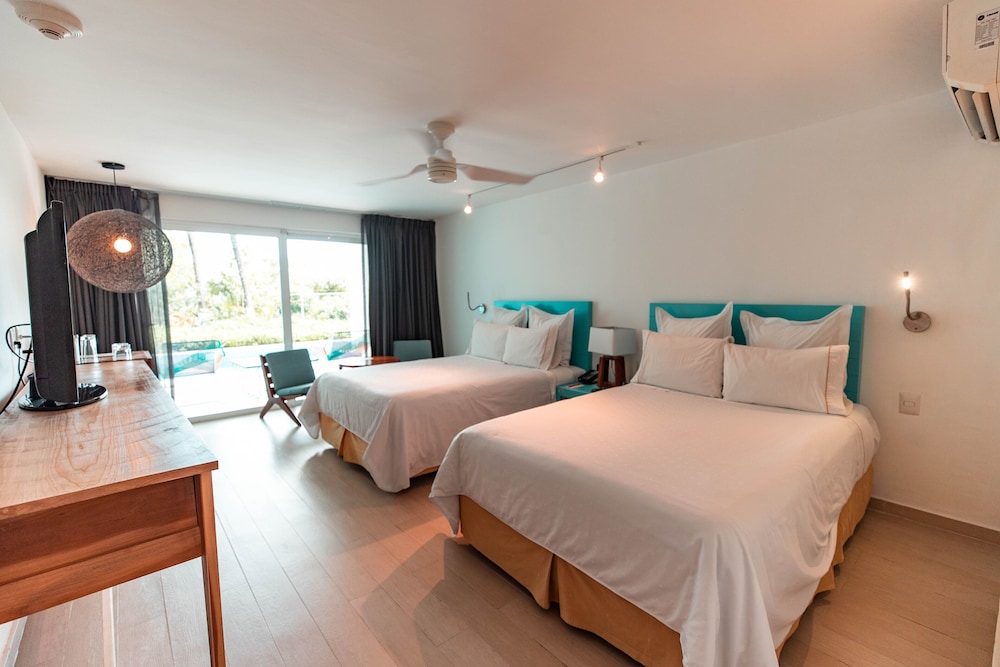 Family Suite, 3 Bedrooms, Private Pool - Photo 4