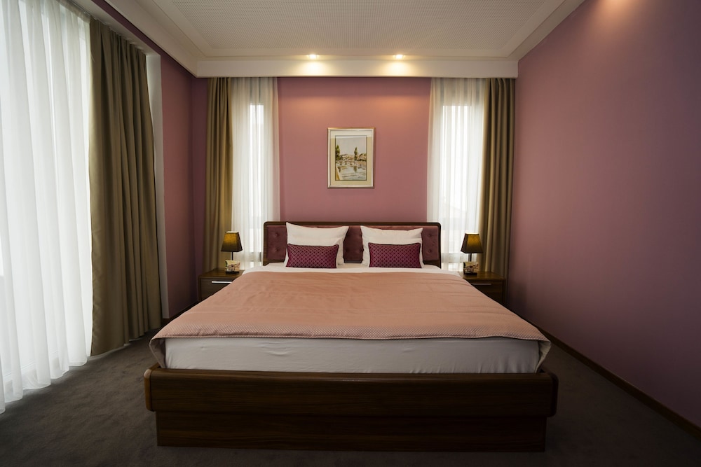 Standard Double Room, 1 King Bed