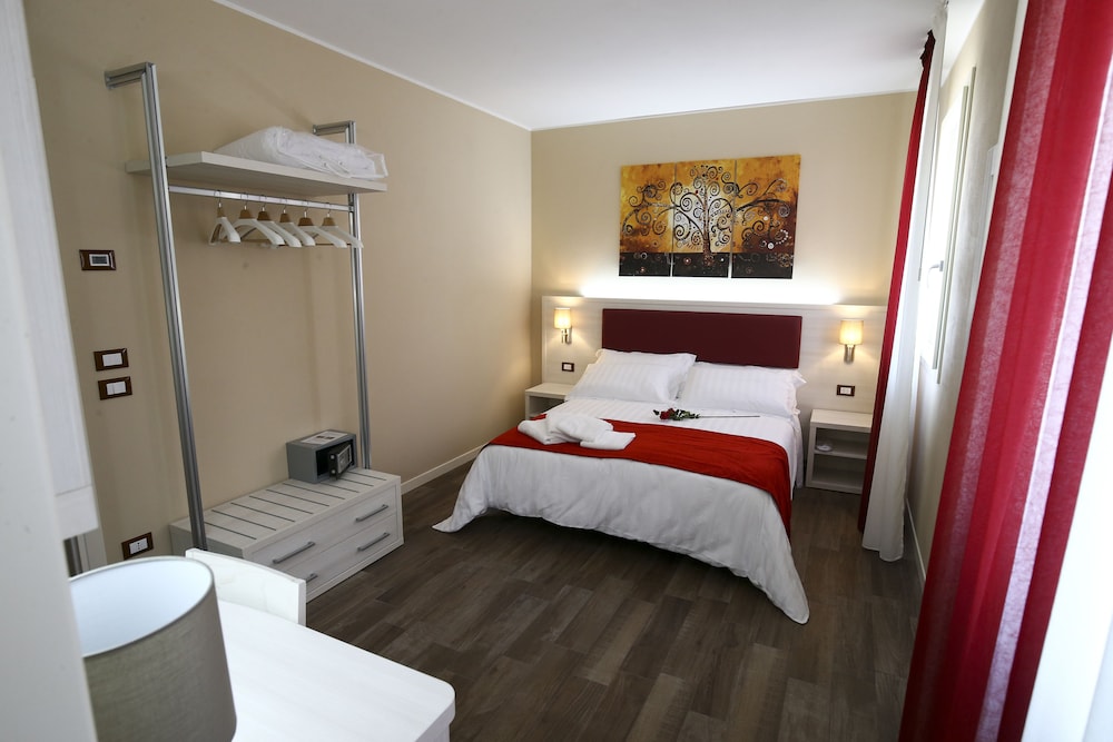 Double Or Twin Room, Terrace photo 3