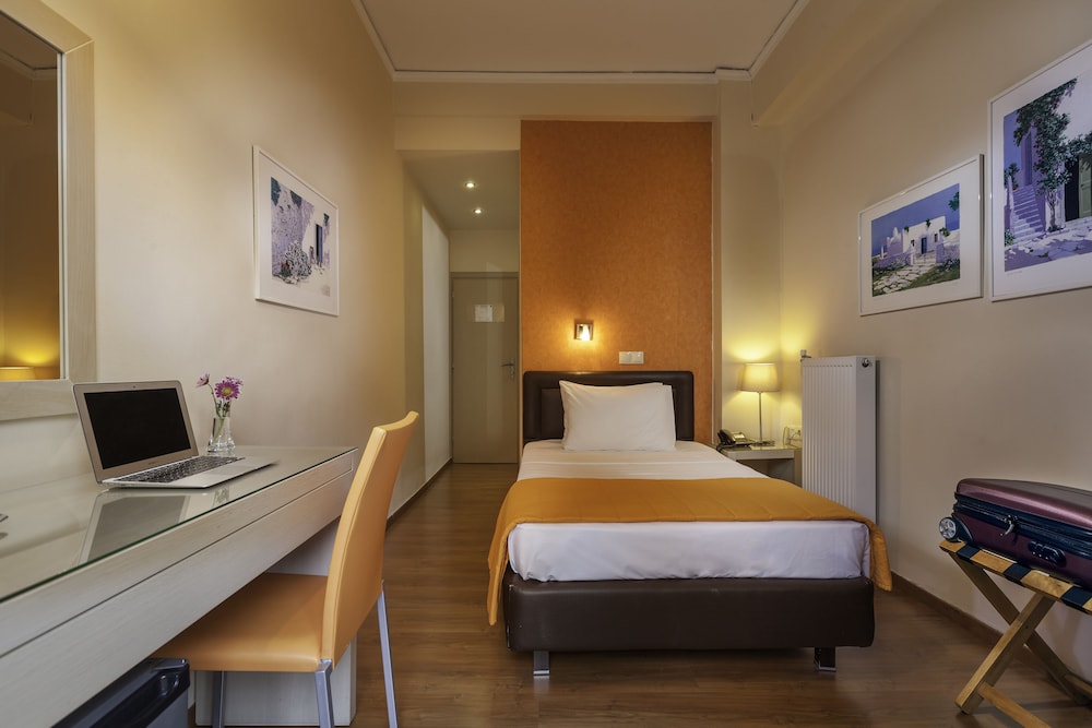 Single Room photo 2