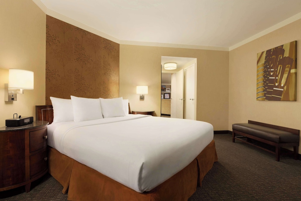Premium Suite, 2 Bedrooms, Accessible, Bathtub photo 1
