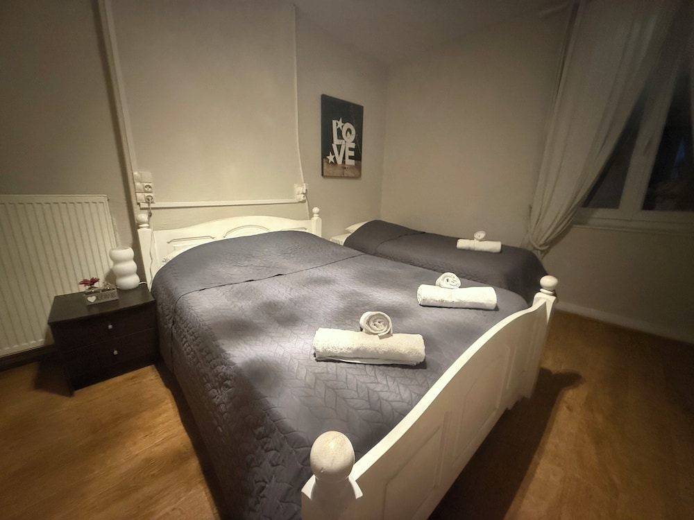 Comfort Triple Room, Garden View