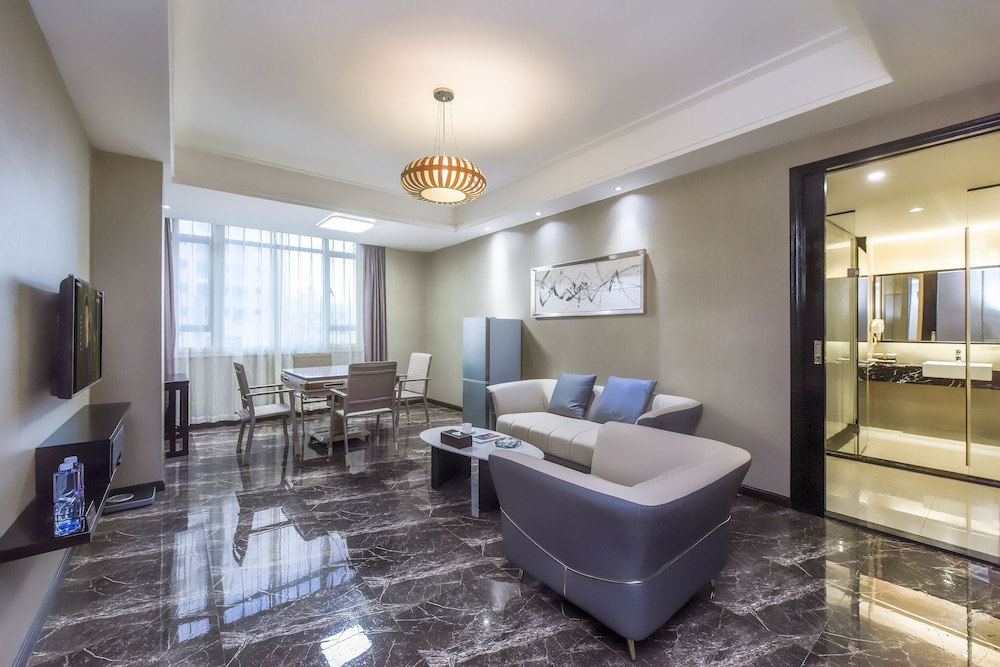 Executive Suite photo 2