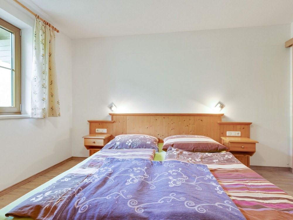 Classic Apartment, 3 Bedrooms photo 1