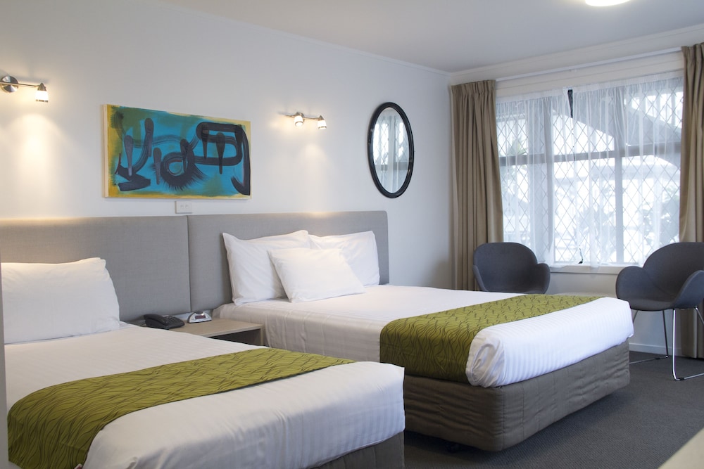 Motel Studio (located across the road) - Photo 2