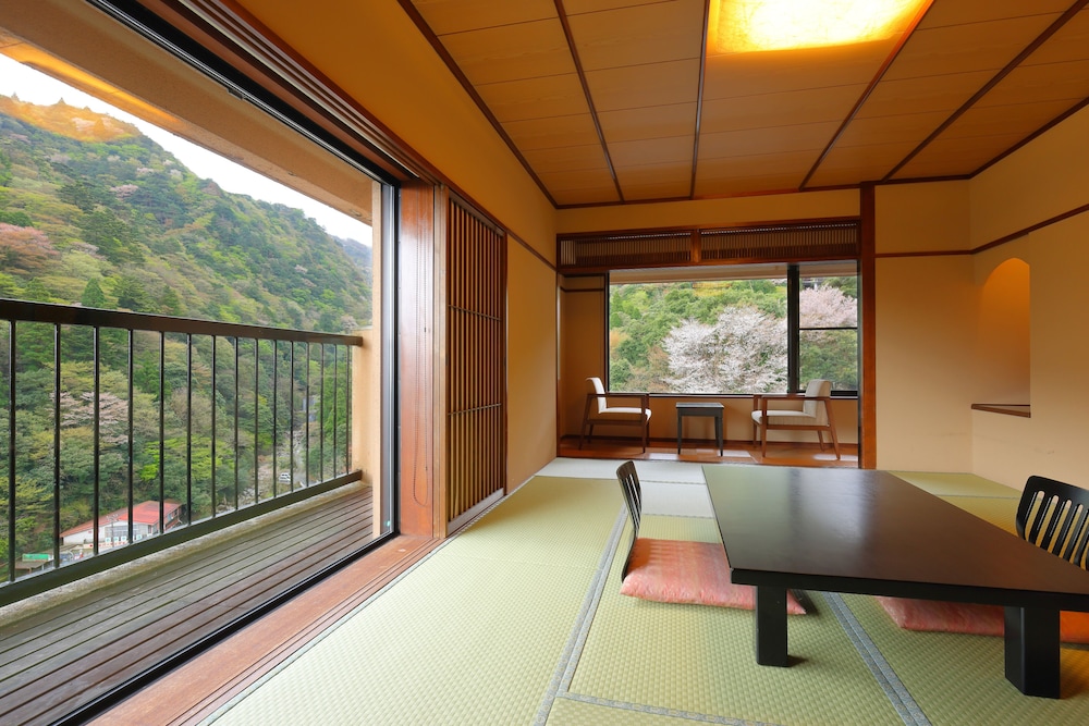 Japanese Style Room for 6 People, Non Smoking
