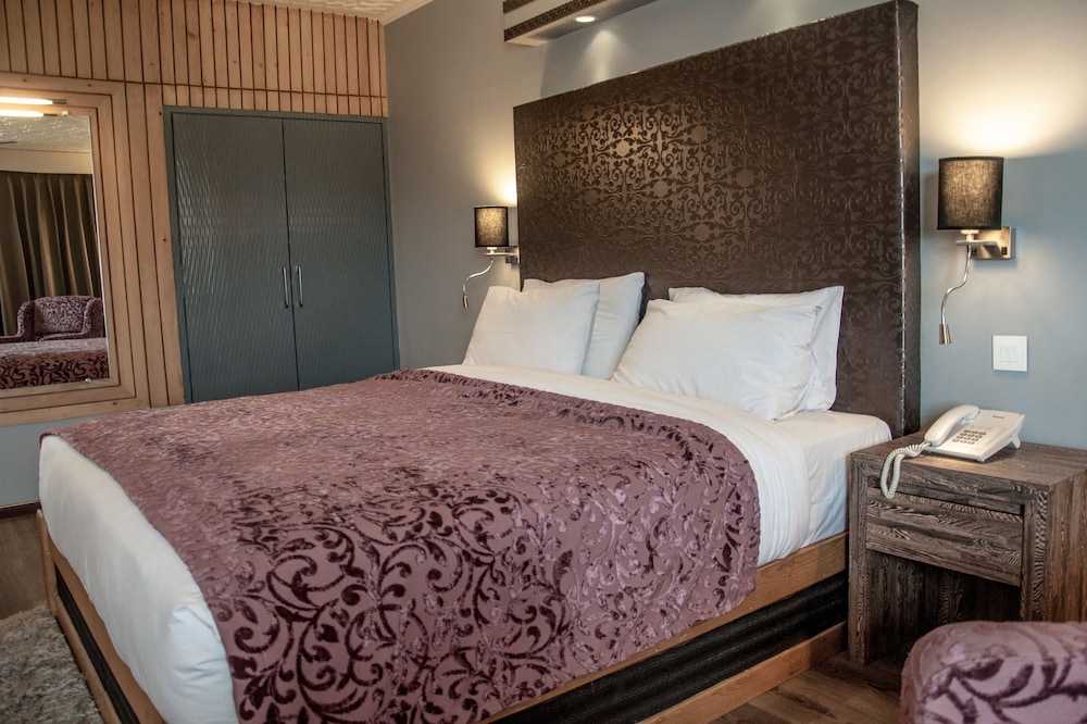 Super Deluxe Room - Photo 1