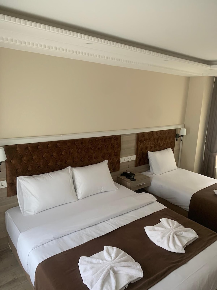 Family Triple Room photo 3
