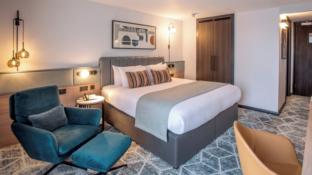 Premium Room, 1 King Bed, Club Lounge Access (Club Floor) - Photo 1