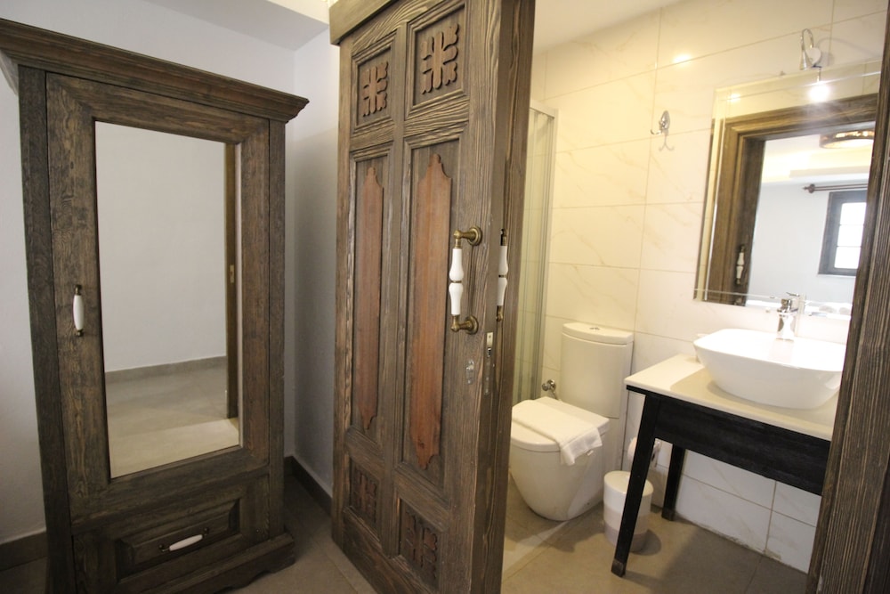 Economy Twin Room (Bodrum Katı) photo 2