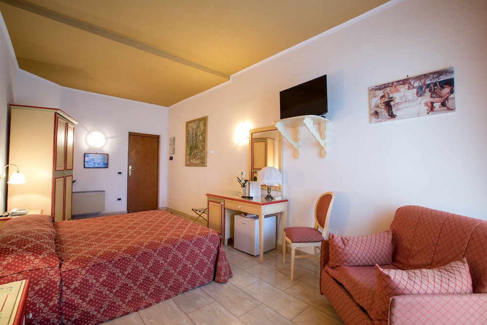 Standard Single Room photo 2