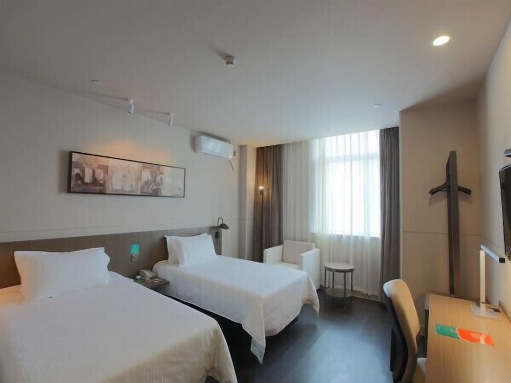 Twin Room (A) photo 1