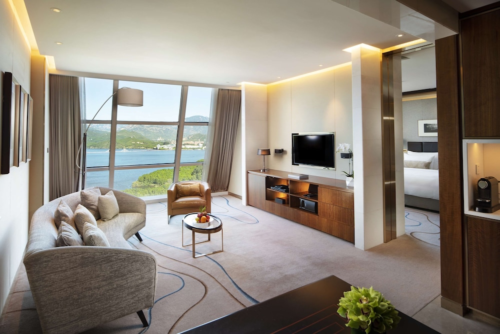 Superior Suite, Lake View photo 2