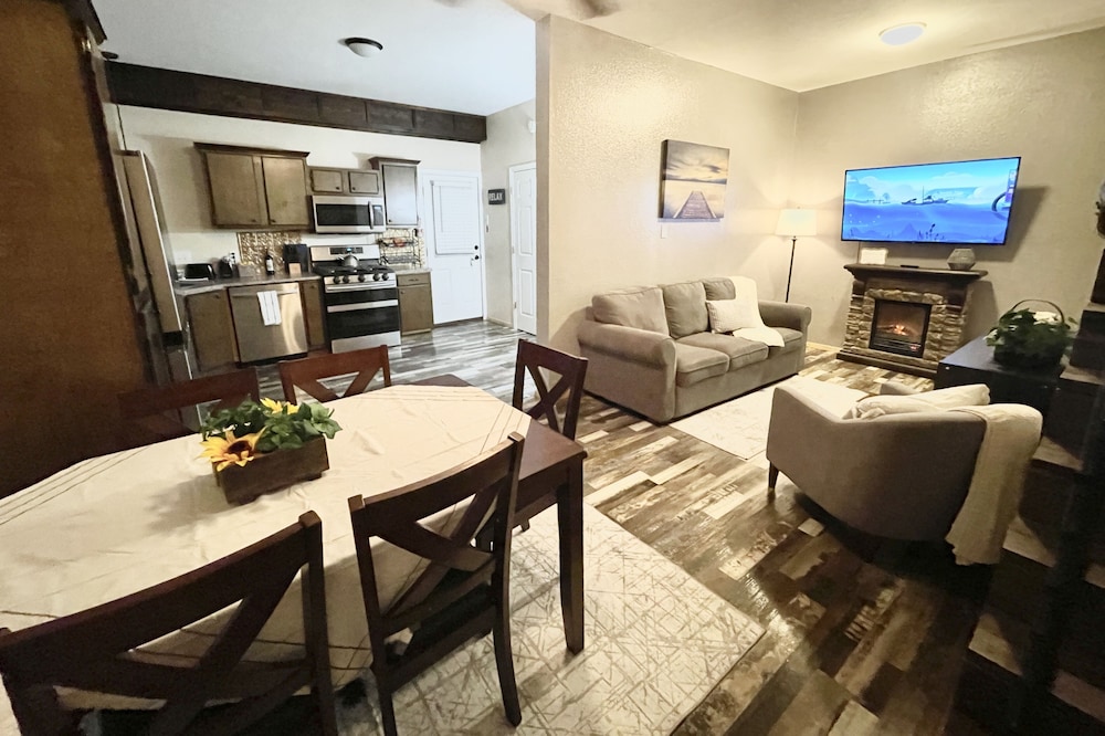 Premium Townhome photo 1