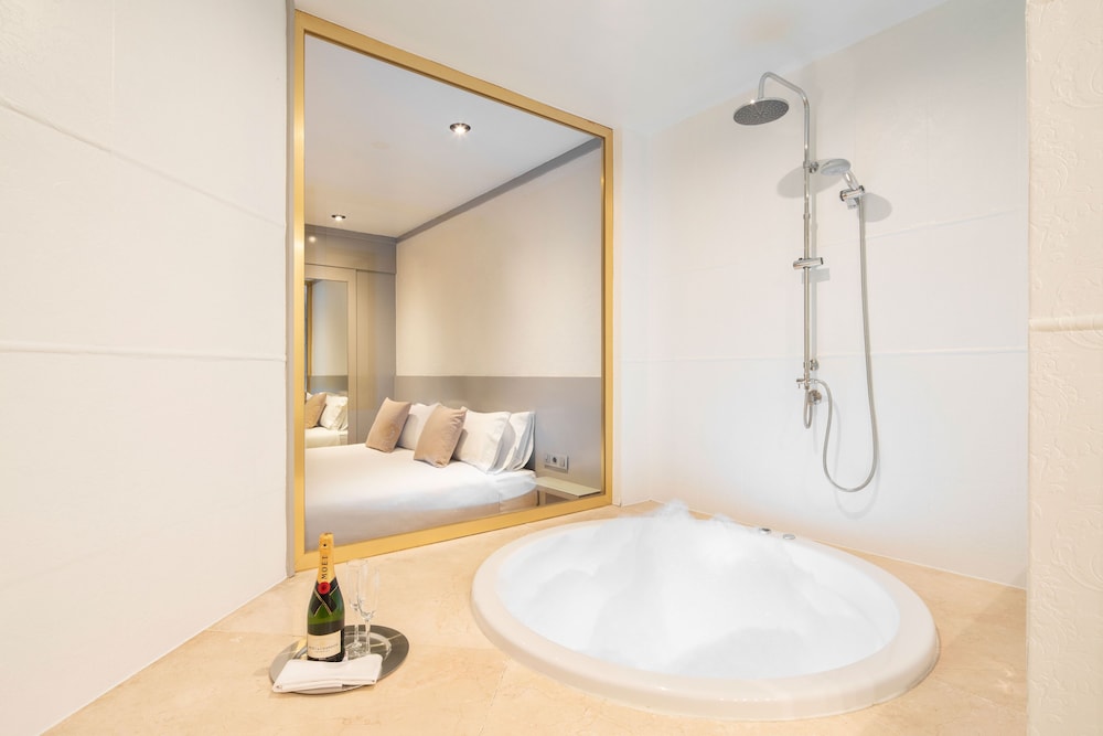 Premium Room photo 2