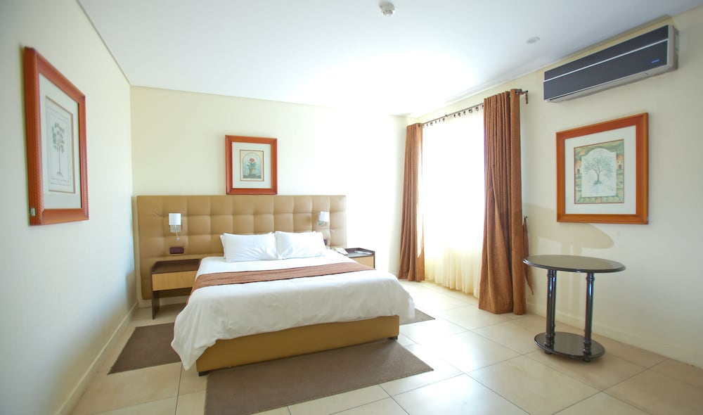 Executive Room photo 1