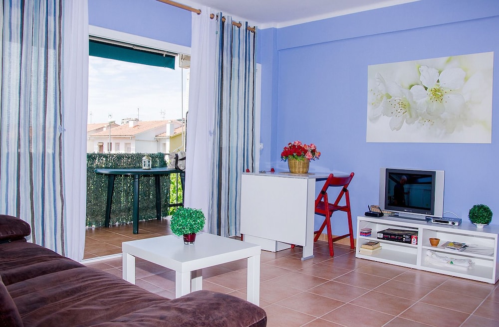 Apartment, 2 Bedrooms, Sea View (2nd floor) photo 3