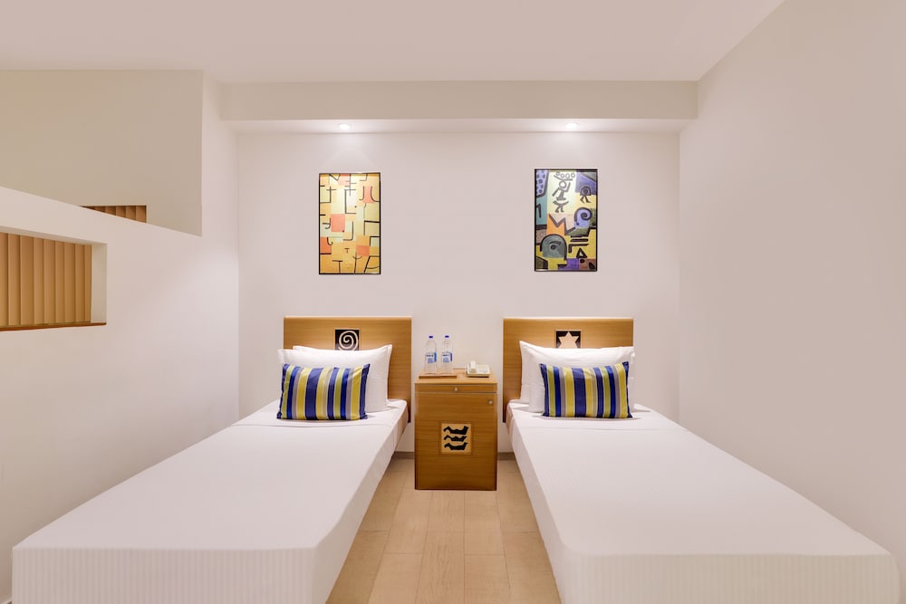 Deluxe Twin Room - Photo 5