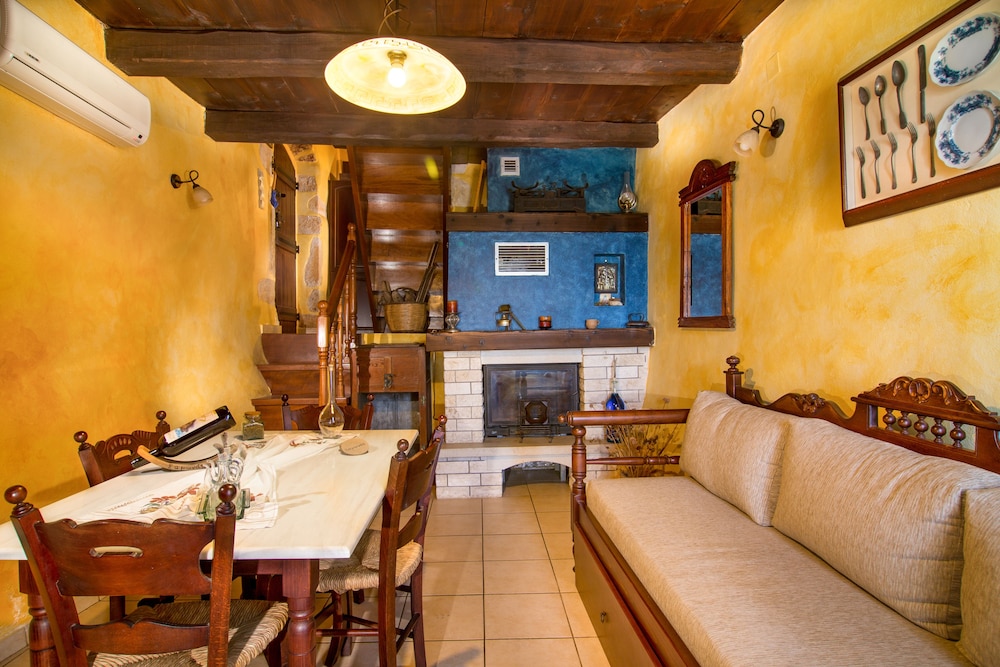Traditional Duplex (Mantzourana) photo 1