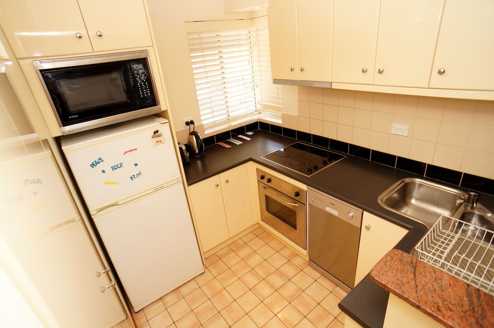Standard Apartment, 1 Bedroom, Non Smoking, Kitchen (14 Nights pay less) photo 3