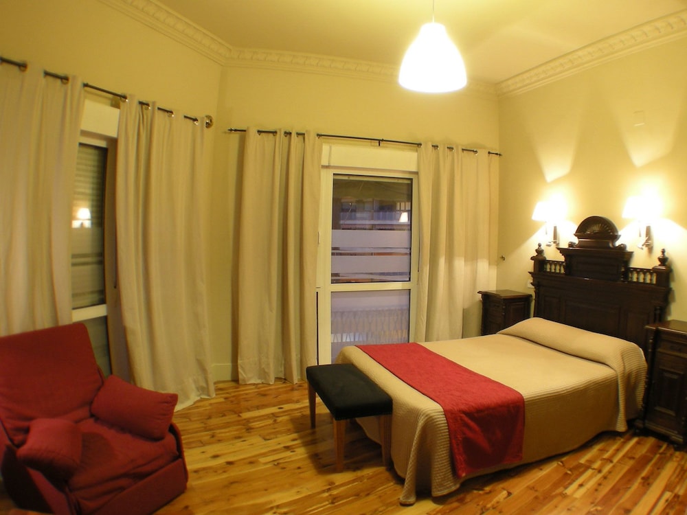 Twin Room, Balcony, City View