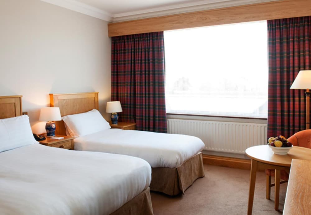 Standard Twin Room, 2 Twin Beds - Photo 2