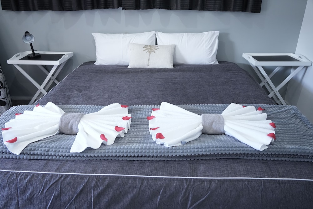 Studio, 1 King Bed, Non Smoking photo 3