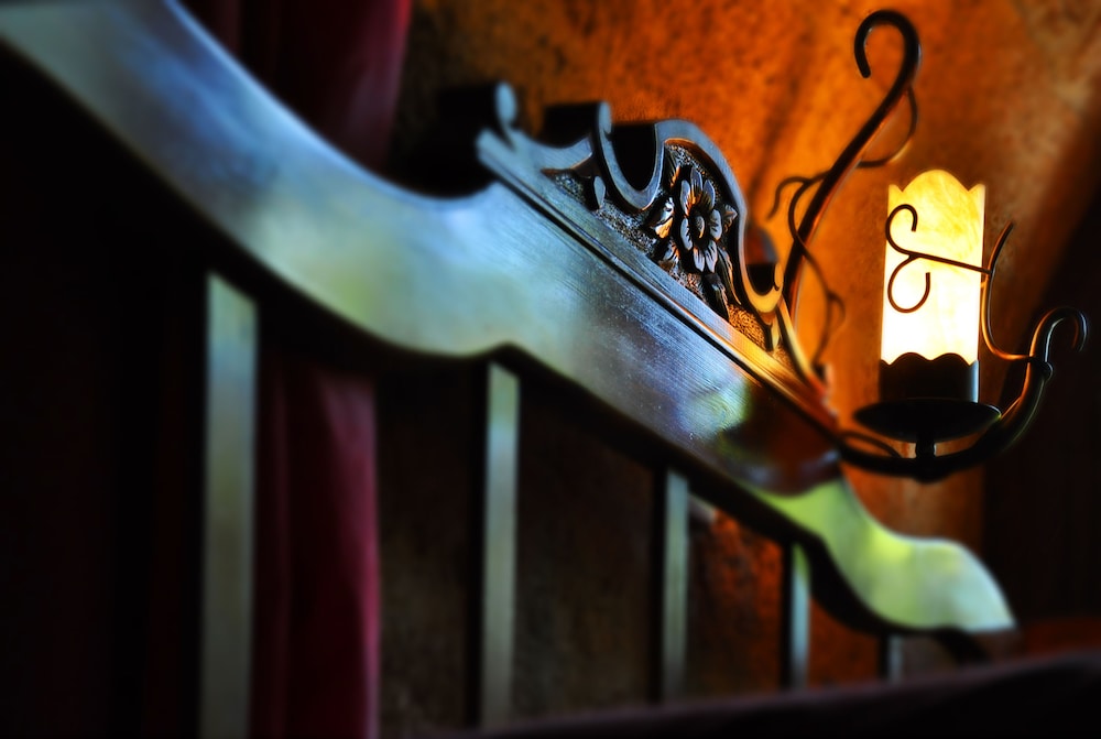 Superior Suite (Queen’s Chamber) photo 3