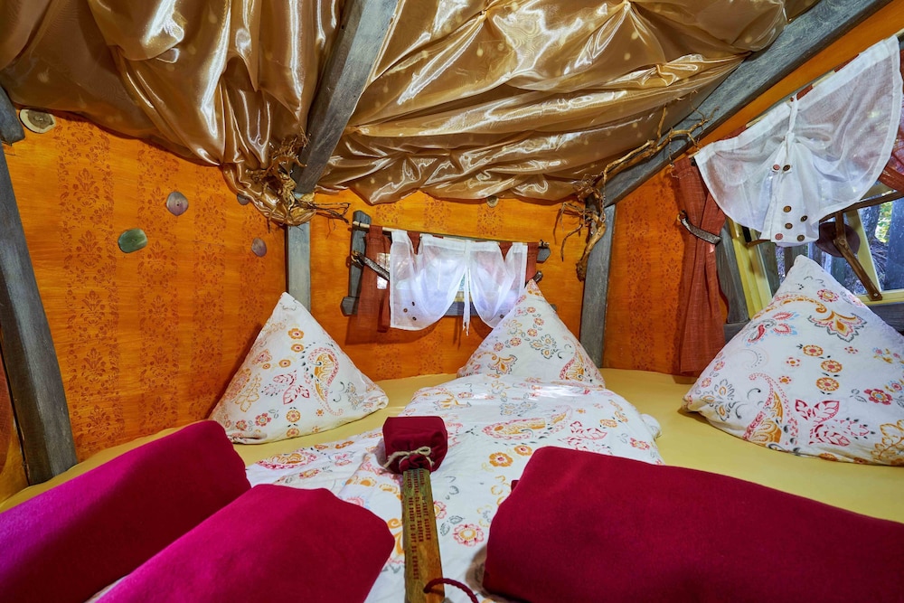 Comfort Tree House photo 3