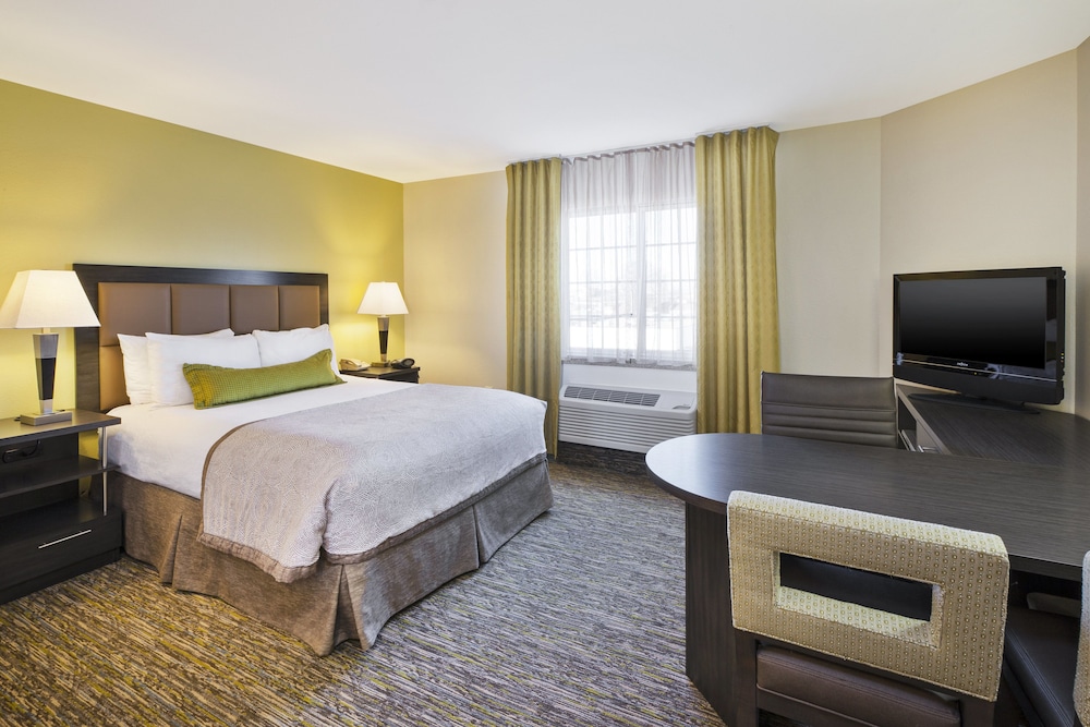 Room, 1 Queen Bed, Accessible, Non Smoking (Mobility) - Photo 3