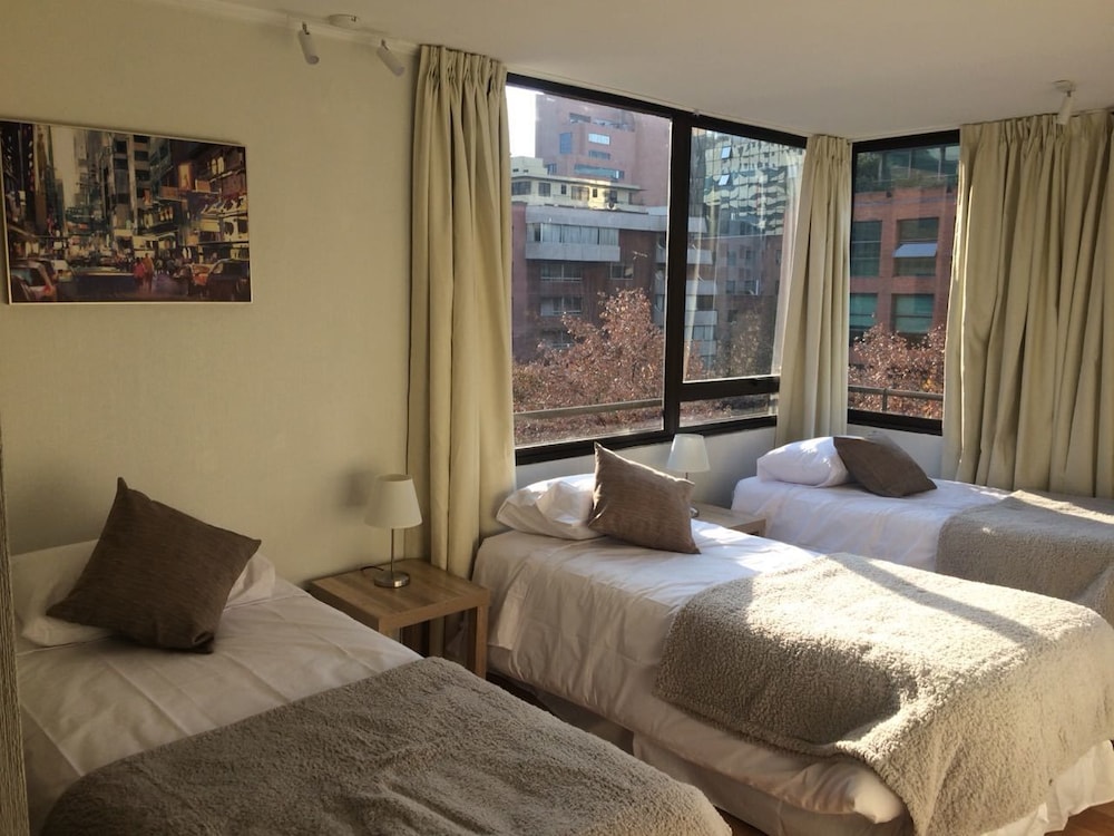 Family Apartment, 2 Bedrooms (712) photo 3