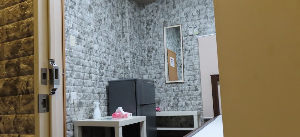 Basic Double Room photo 2