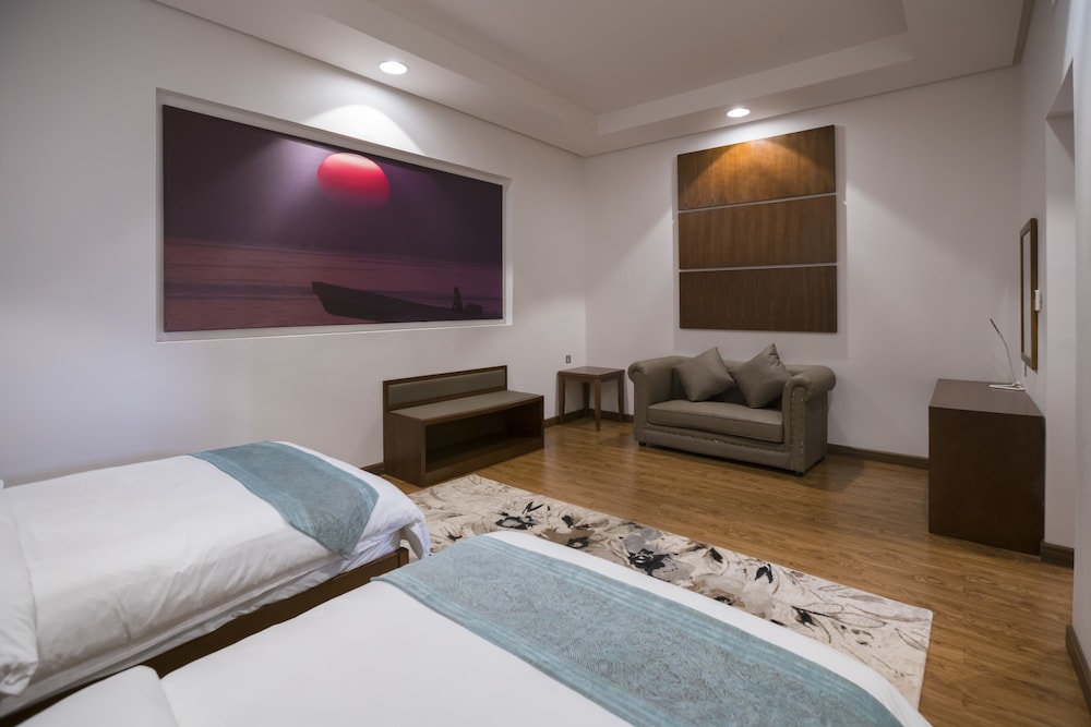 Grand Villa, 2 Bedrooms, Private Pool, Garden Area photo 3