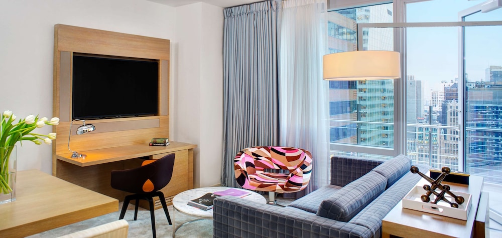 Premier Suite, 1 King Bed with Sofa bed