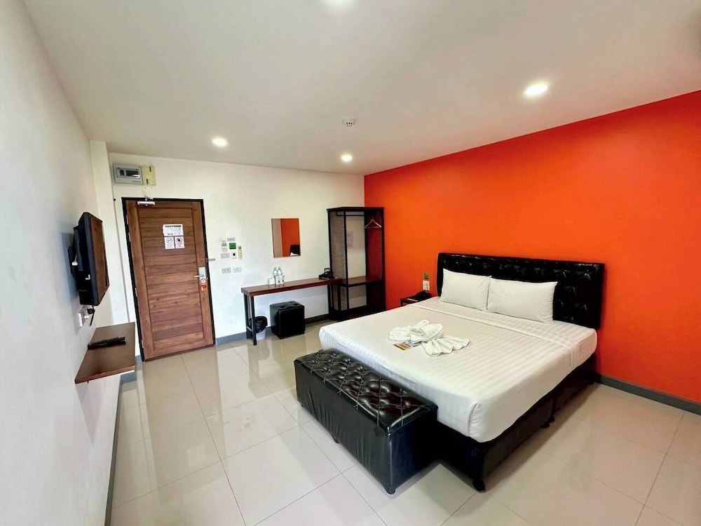 Deluxe Double Room, City View photo 1